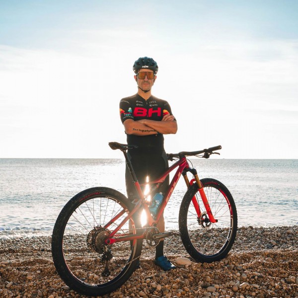 BH COLOMA TEAM 2023 Radtrikot kurzarm BH COLOMA TEAM 2023 Radtrikot kurzarm